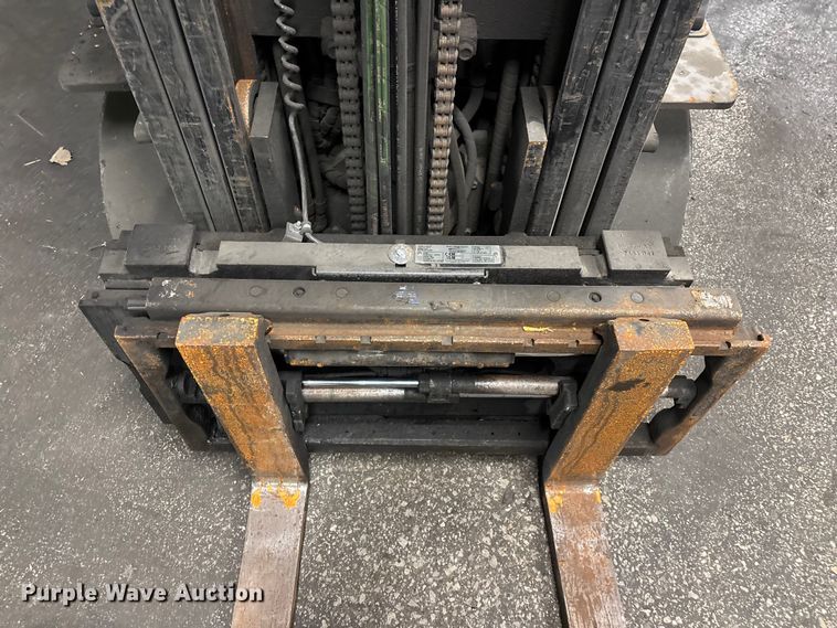 image for item FB5514 Toyota 8FGCU25 forklift