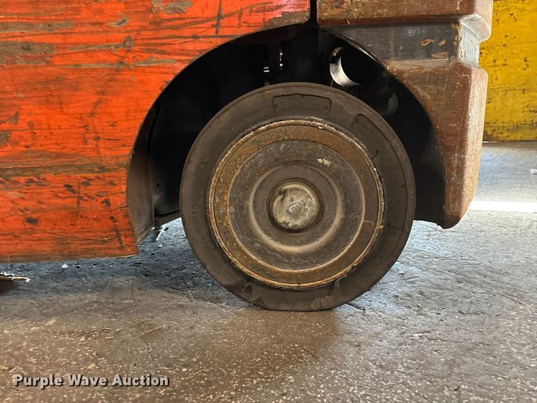 image for item FB5514 Toyota 8FGCU25 forklift