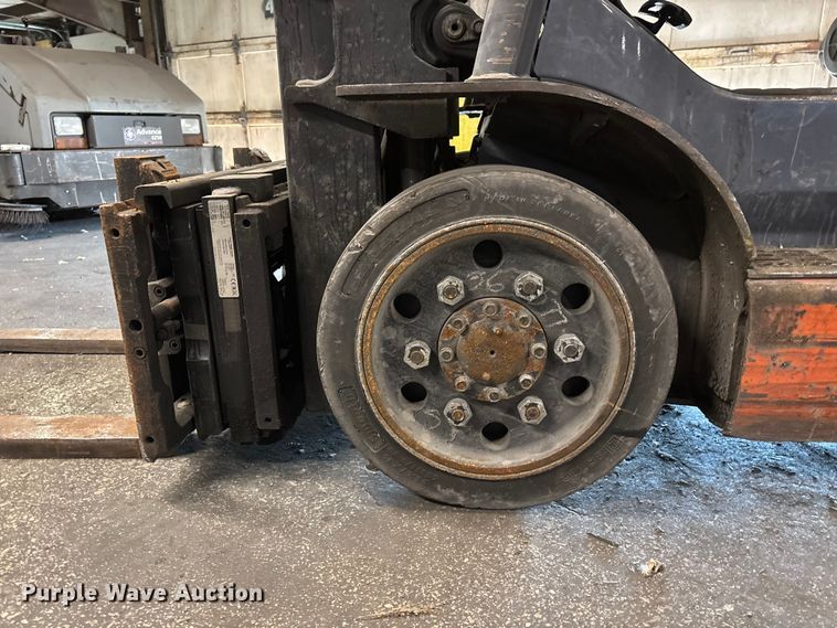 image for item FB5514 Toyota 8FGCU25 forklift