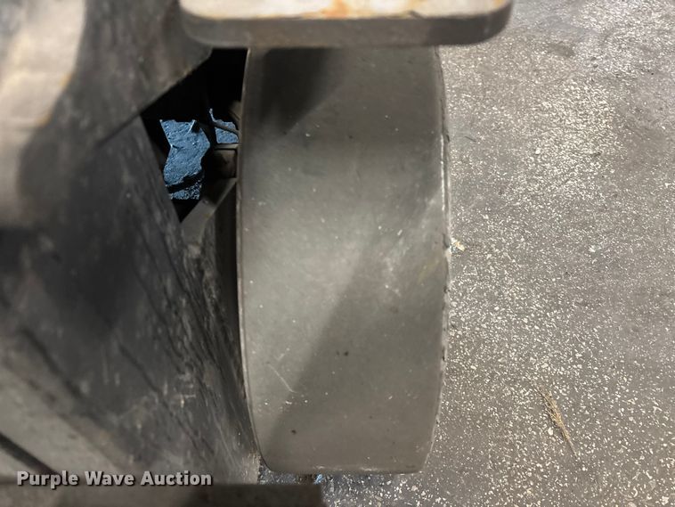 image for item FB5514 Toyota 8FGCU25 forklift