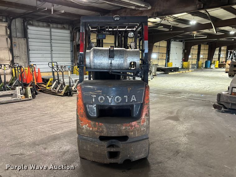 image for item FB5515 Toyota 8FGCU25 forklift