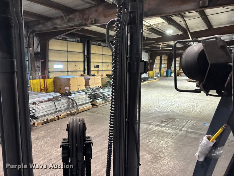 image for item FB5515 Toyota 8FGCU25 forklift