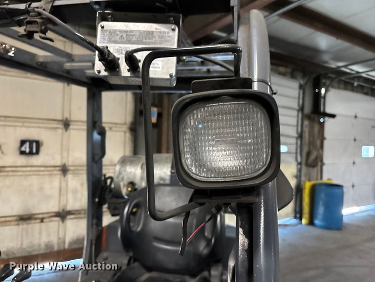 image for item FB5515 Toyota 8FGCU25 forklift