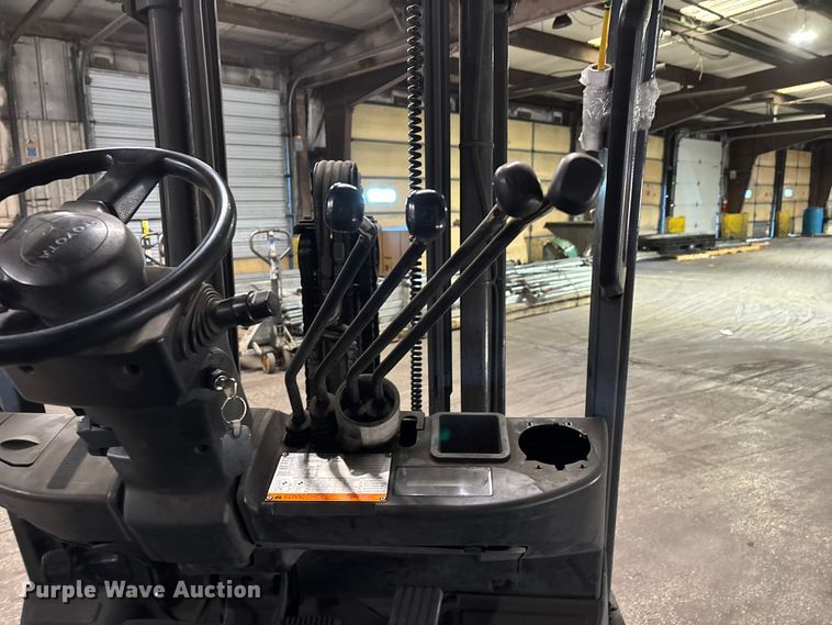 image for item FB5515 Toyota 8FGCU25 forklift