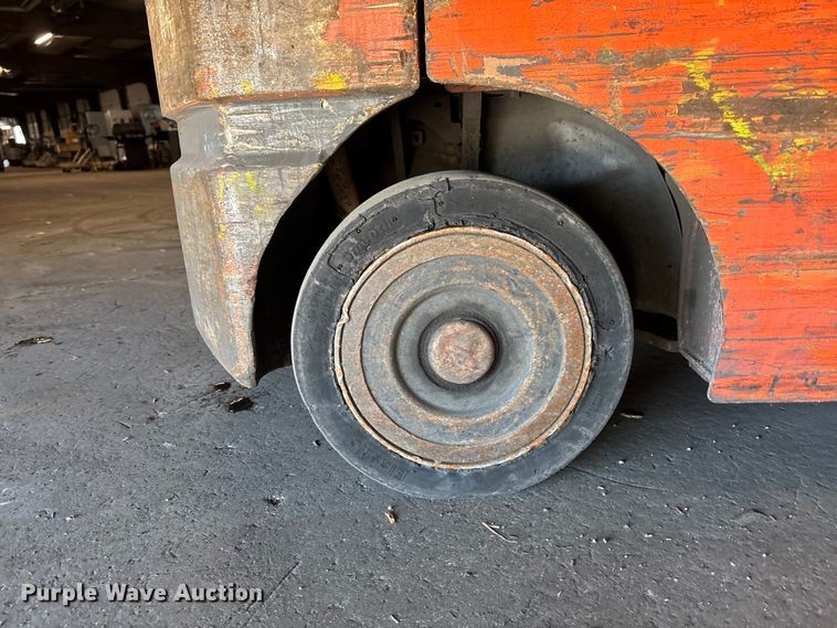 image for item FB5515 Toyota 8FGCU25 forklift