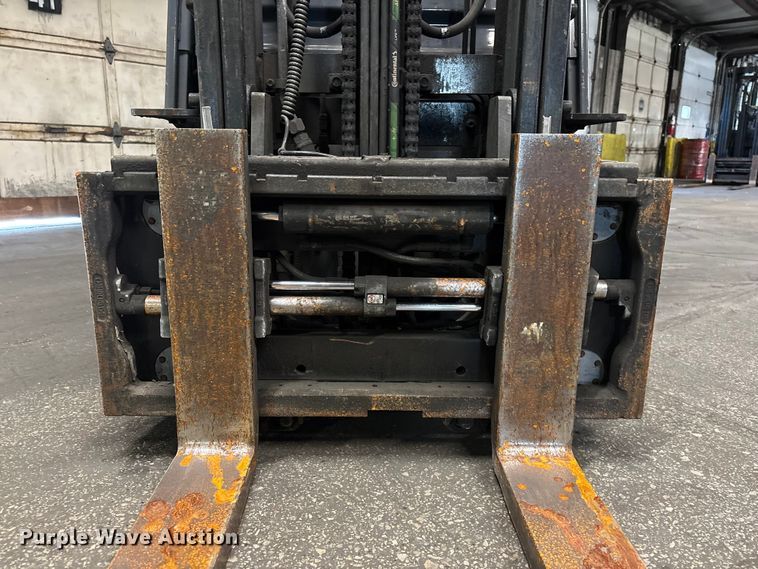 image for item FB5516 Toyota 8FGCU25 forklift