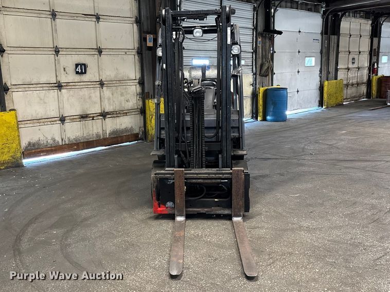 image for item FB5517 Toyota 8FGCU25 forklift