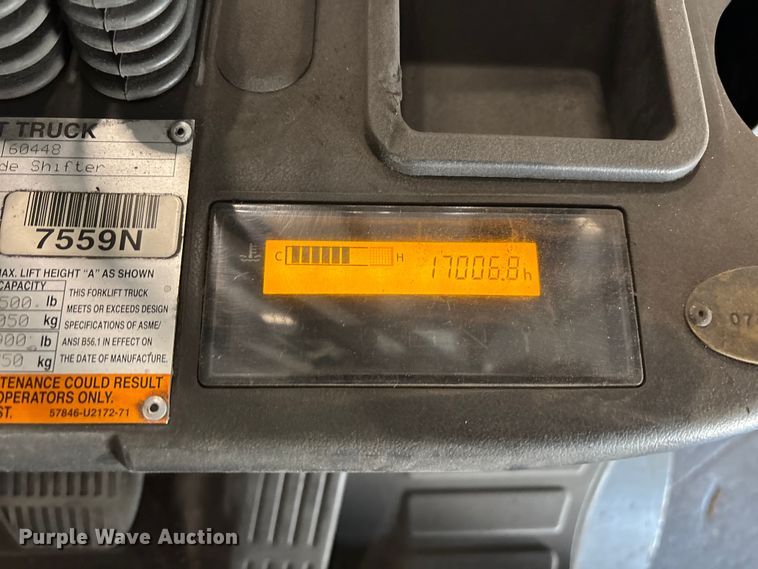 image for item FB5517 Toyota 8FGCU25 forklift