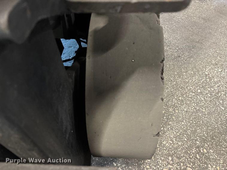 image for item FB5517 Toyota 8FGCU25 forklift