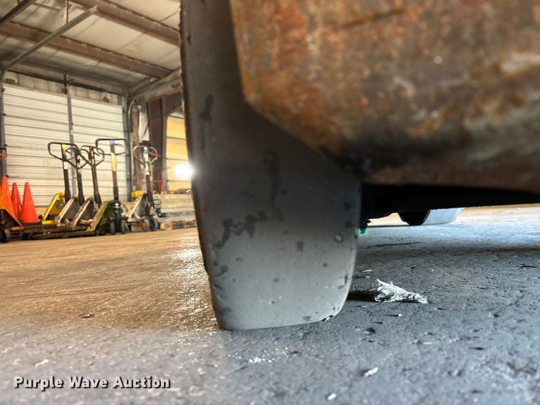 image for item FB5517 Toyota 8FGCU25 forklift