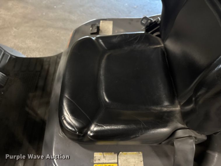 image for item FB5518 Toyota 8FGCU25 forklift