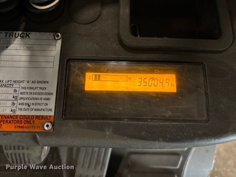 image for item FB5518 Toyota 8FGCU25 forklift