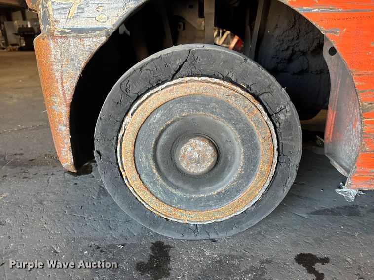 image for item FB5518 Toyota 8FGCU25 forklift