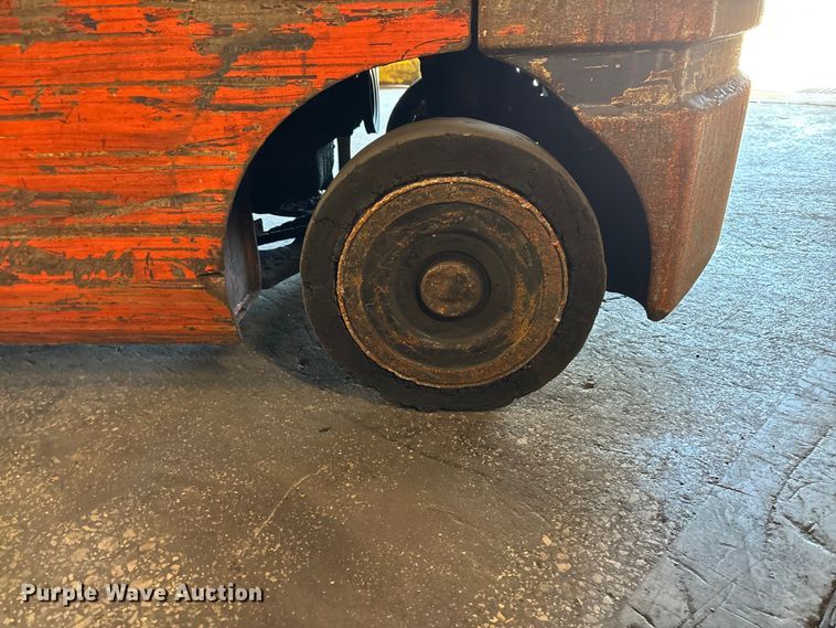 image for item FB5518 Toyota 8FGCU25 forklift