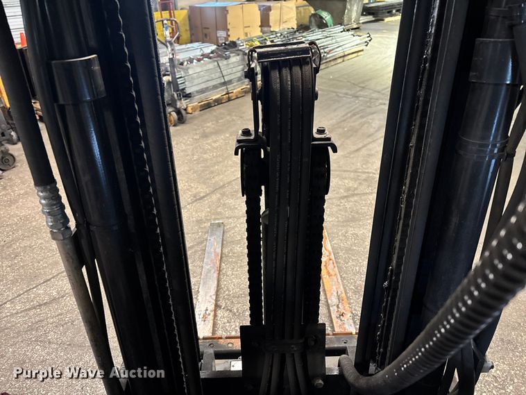 image for item FB5519 Toyota 8FGCU25 forklift