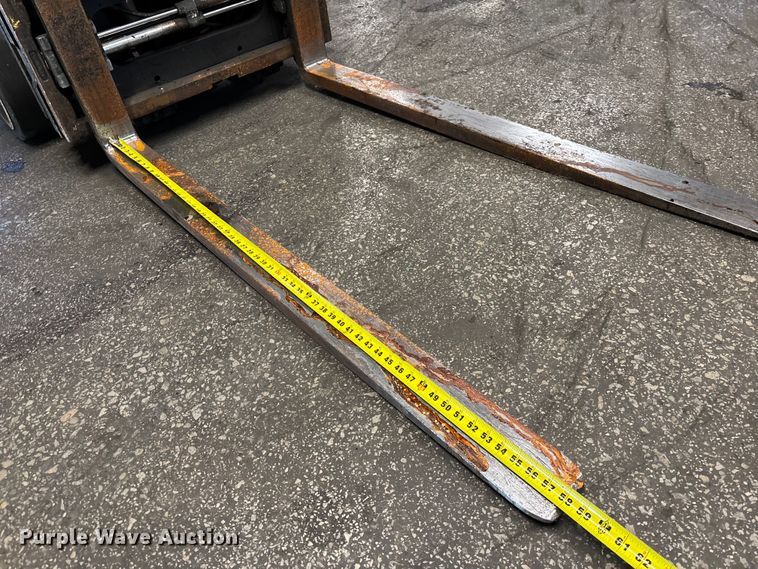 image for item FB5519 Toyota 8FGCU25 forklift