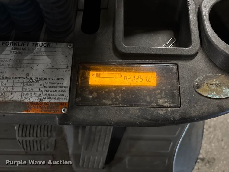 image for item FB5519 Toyota 8FGCU25 forklift