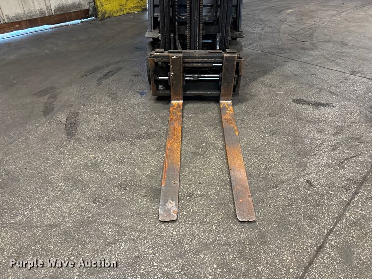 image for item FB5520 Toyota 8FGCU25 forklift