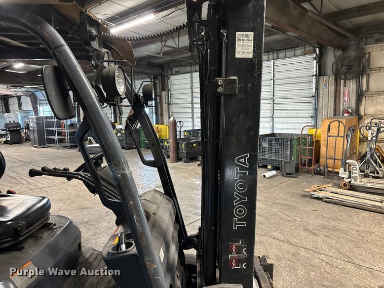 image for item FB5520 Toyota 8FGCU25 forklift