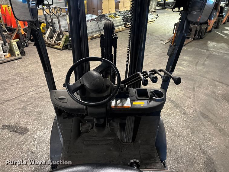 image for item FB5520 Toyota 8FGCU25 forklift