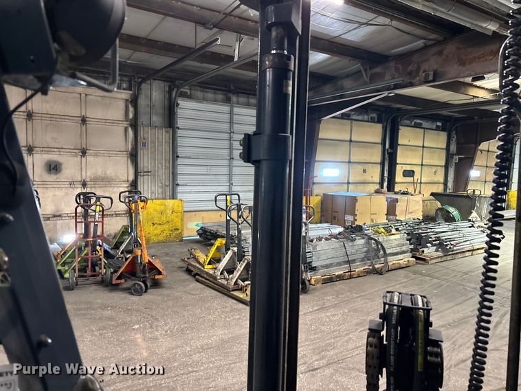 image for item FB5521 Toyota 7FGCU25 forklift