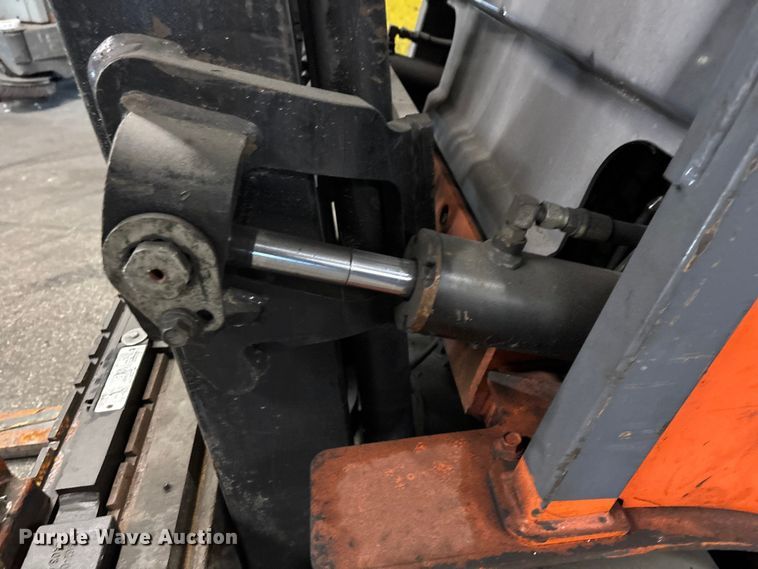 image for item FB5521 Toyota 7FGCU25 forklift