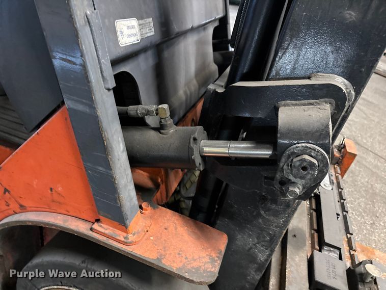 image for item FB5521 Toyota 7FGCU25 forklift