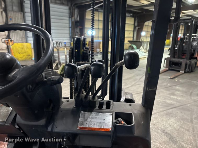 image for item FB5521 Toyota 7FGCU25 forklift