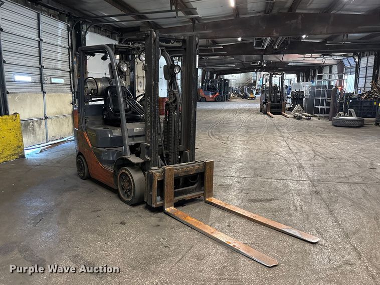 image for item FB5522 Toyota 8FGCU25 forklift