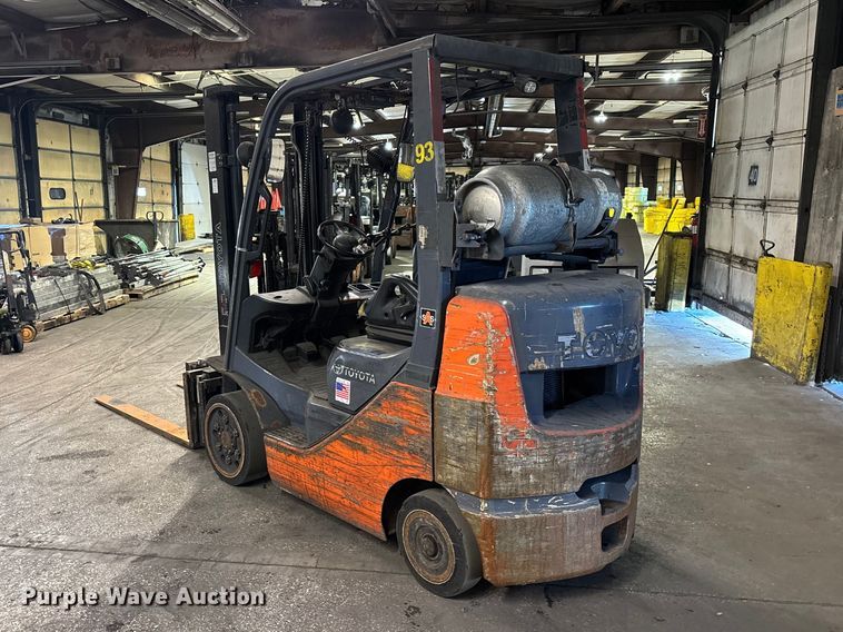 image for item FB5522 Toyota 8FGCU25 forklift