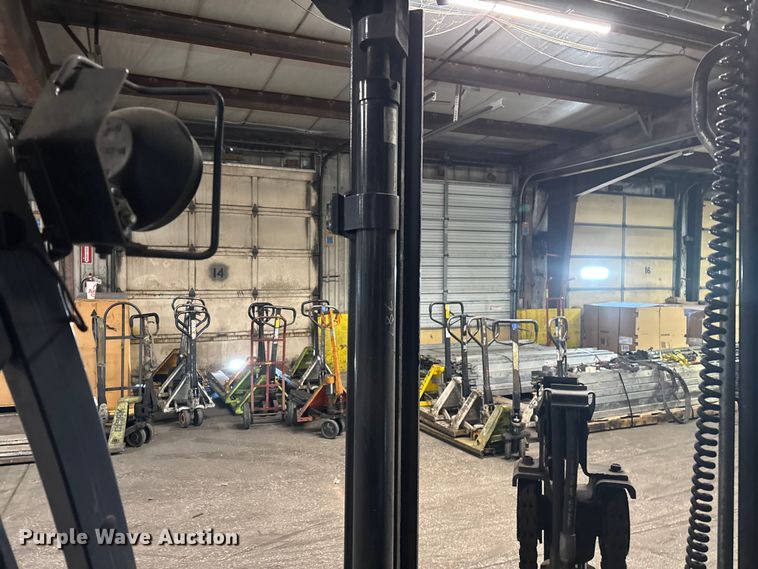 image for item FB5522 Toyota 8FGCU25 forklift