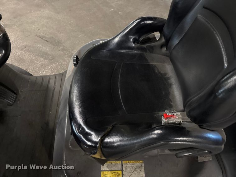 image for item FB5522 Toyota 8FGCU25 forklift