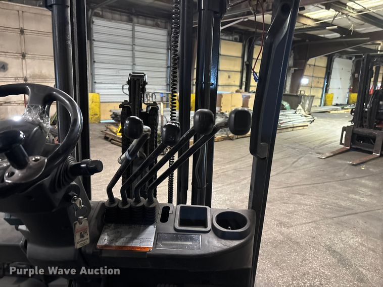 image for item FB5522 Toyota 8FGCU25 forklift