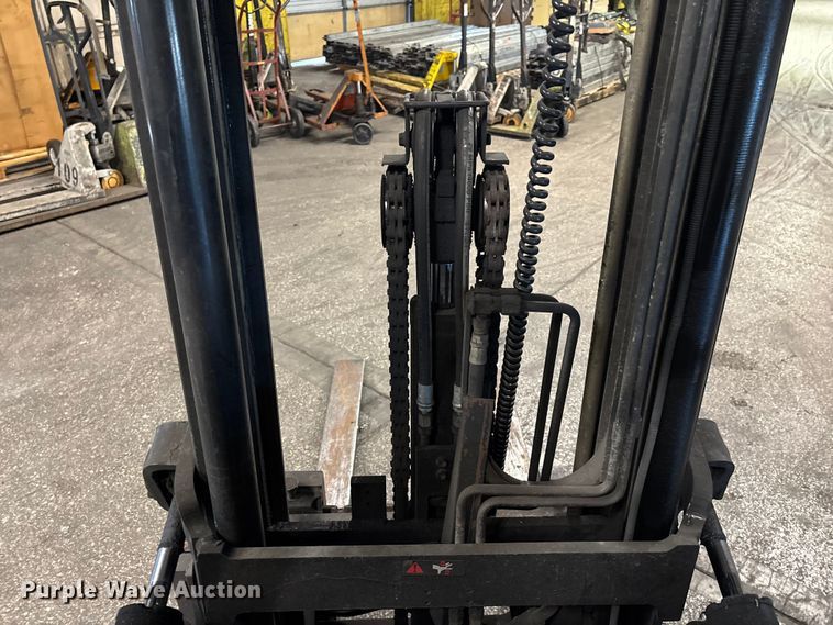 image for item FB5523 Toyota 7FGCU25 forklift