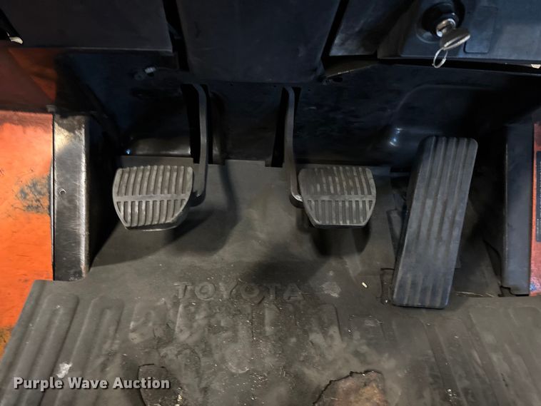 image for item FB5523 Toyota 7FGCU25 forklift