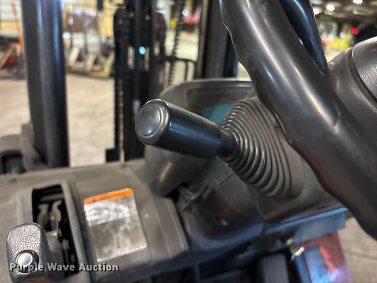 image for item FB5523 Toyota 7FGCU25 forklift