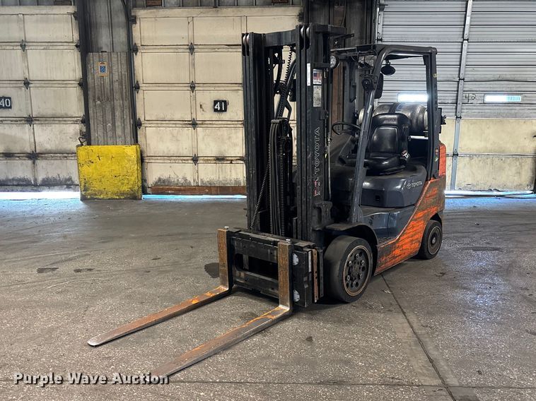 image for item FB5524 Toyota 8FGCU25 forklift