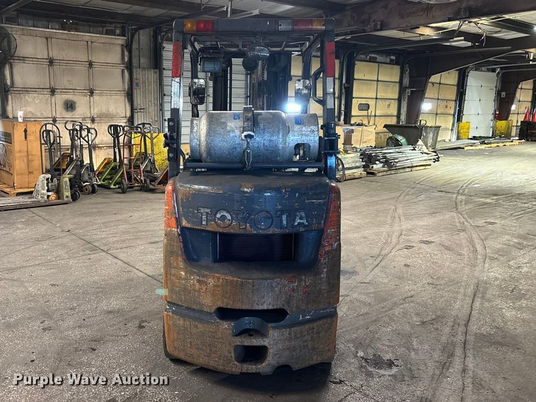 image for item FB5524 Toyota 8FGCU25 forklift