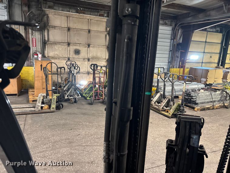 image for item FB5524 Toyota 8FGCU25 forklift