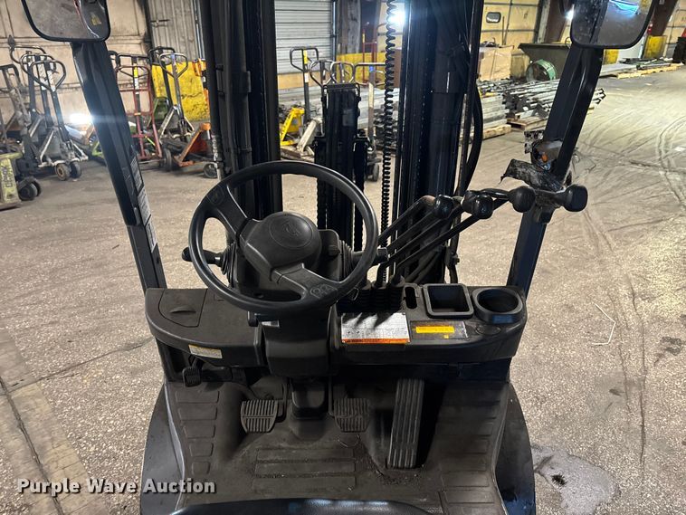 image for item FB5524 Toyota 8FGCU25 forklift