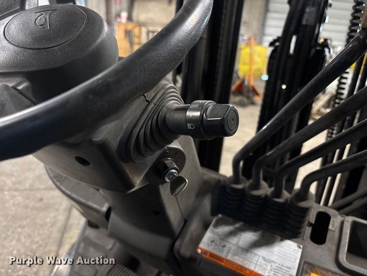 image for item FB5524 Toyota 8FGCU25 forklift