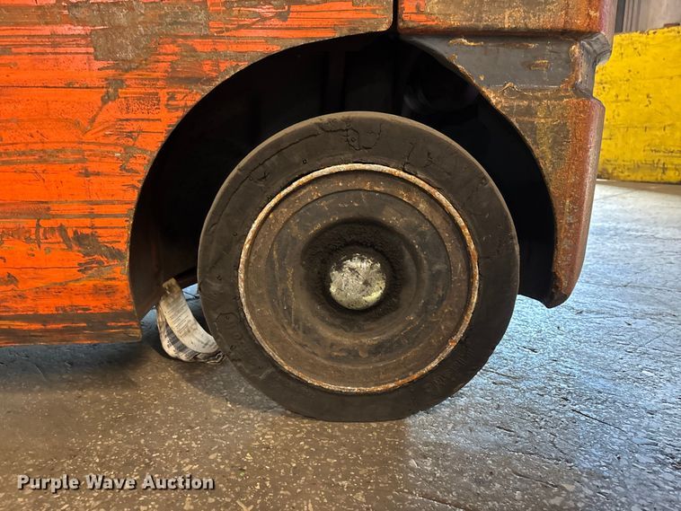 image for item FB5524 Toyota 8FGCU25 forklift