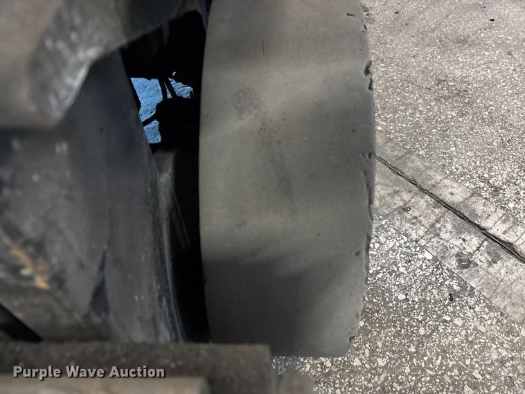 image for item FB5524 Toyota 8FGCU25 forklift