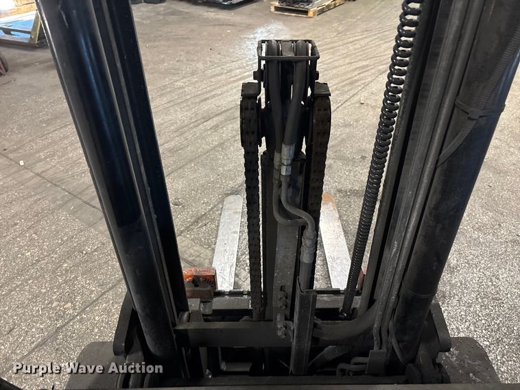 image for item FB5525 Toyota 8FGCU25 forklift