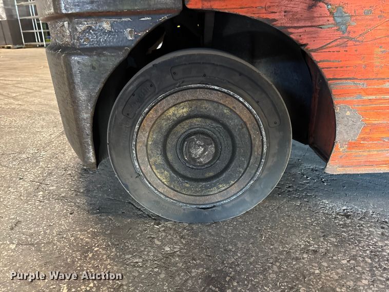 image for item FB5525 Toyota 8FGCU25 forklift