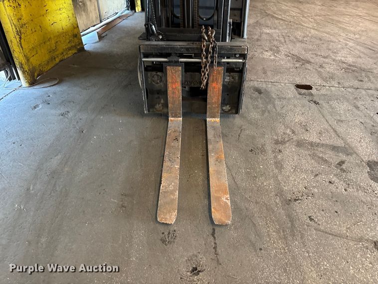 image for item FB5526 Toyota 8FGCU25 forklift