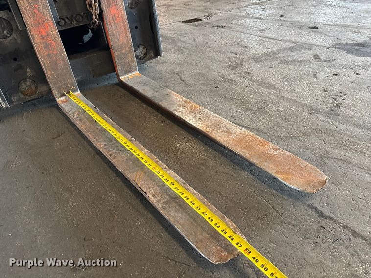 image for item FB5526 Toyota 8FGCU25 forklift