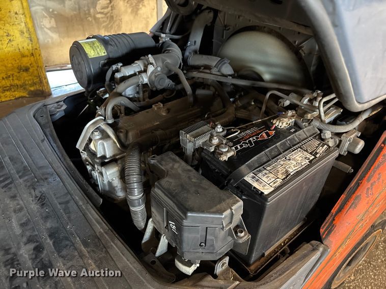 image for item FB5526 Toyota 8FGCU25 forklift