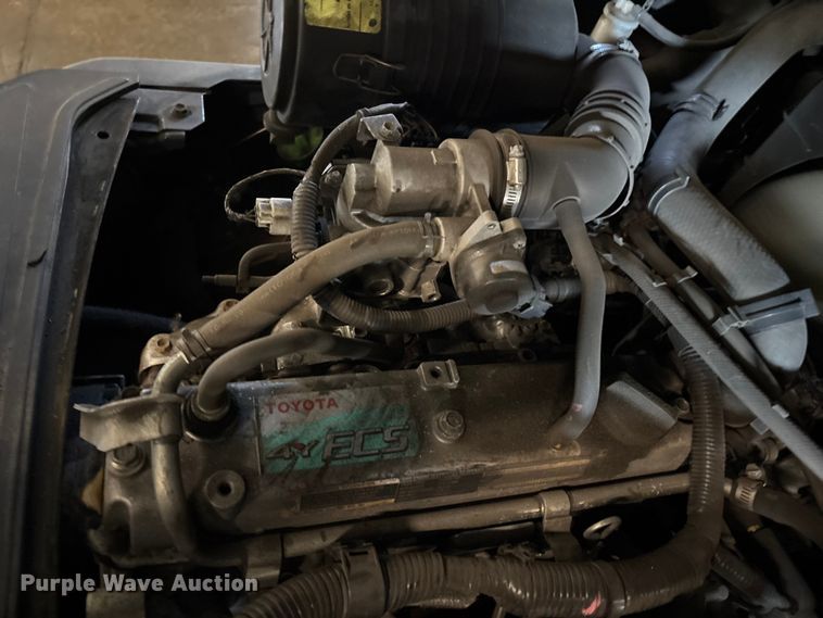 image for item FB5526 Toyota 8FGCU25 forklift