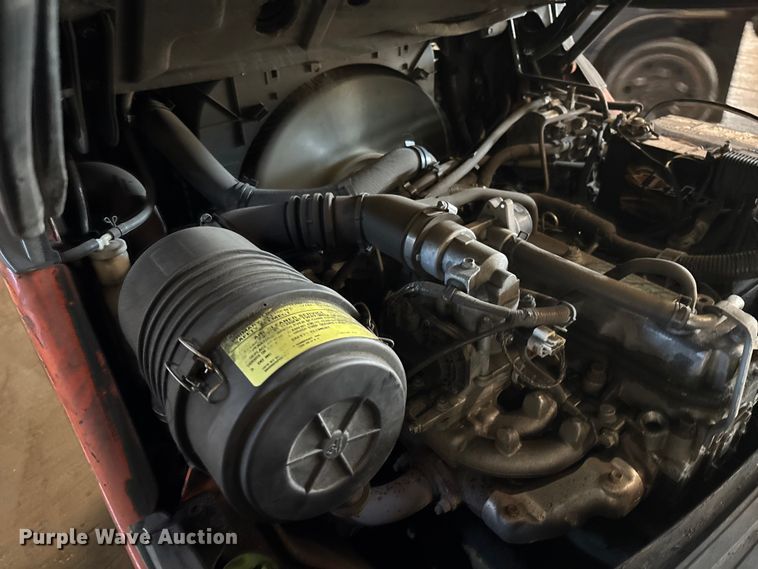 image for item FB5526 Toyota 8FGCU25 forklift